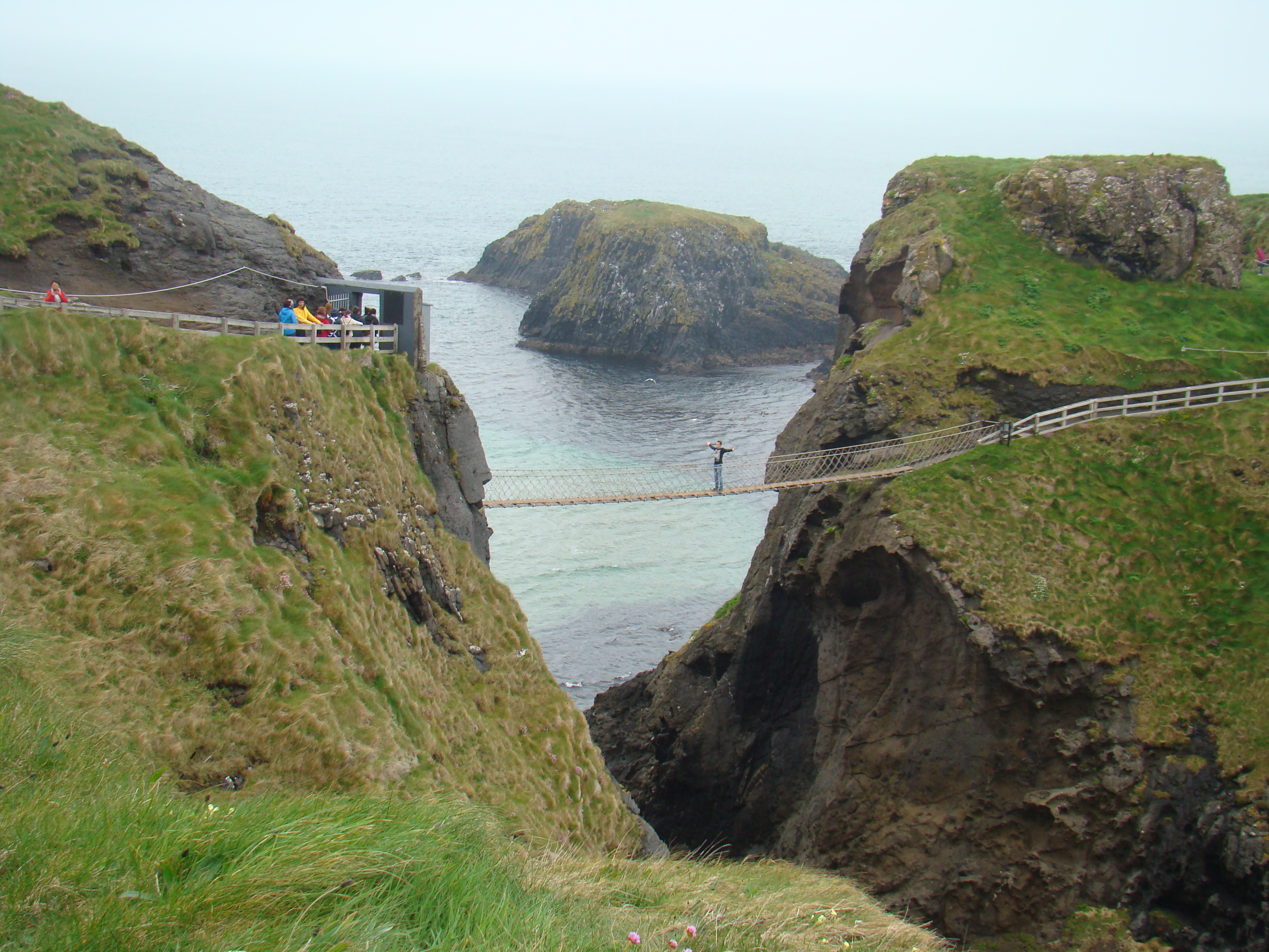 El camino a Carrick-a-Rede y su balanceante puente colgante 4