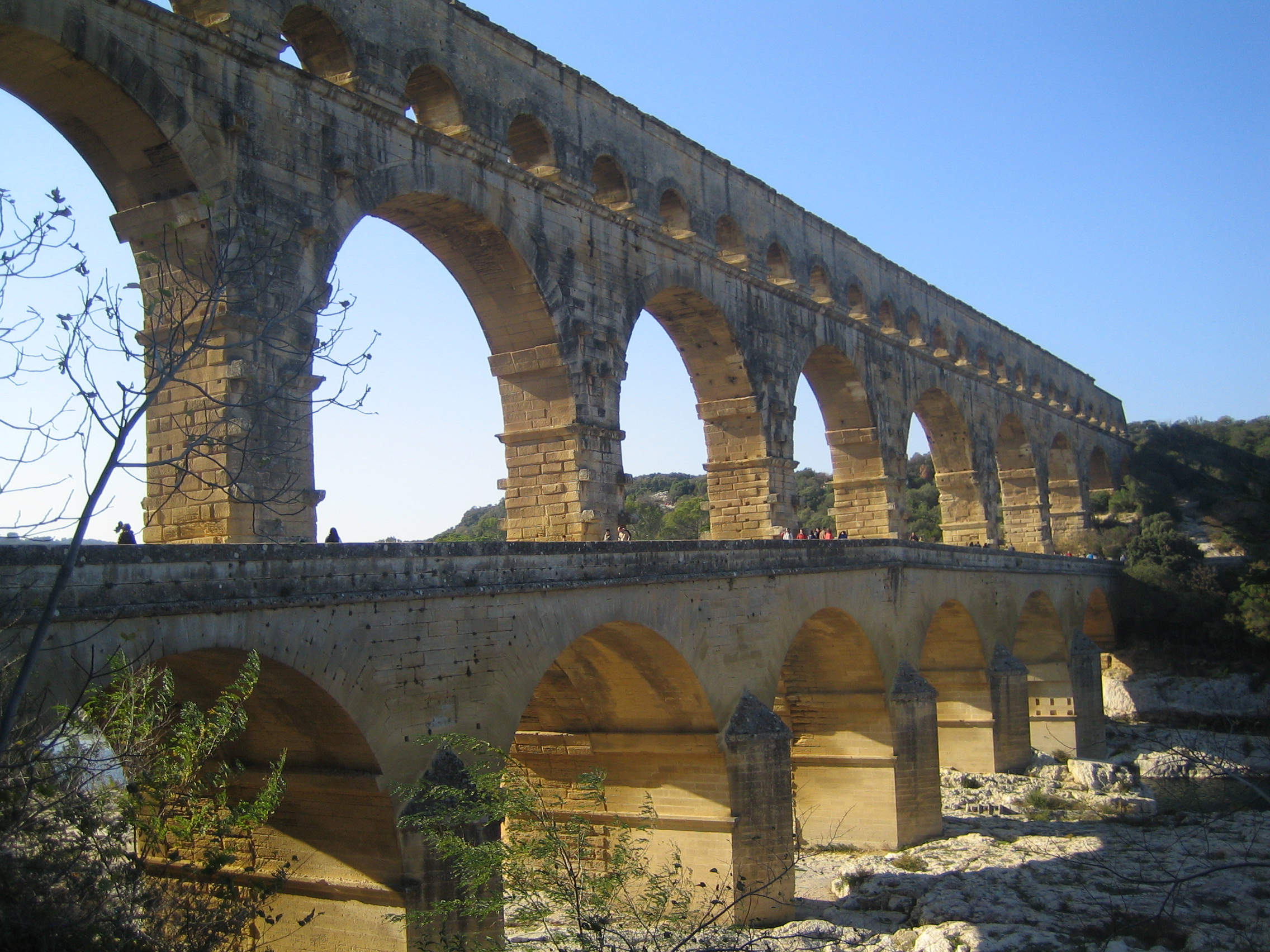 Pont du Gard, un acueducto romano en la Provenza 13