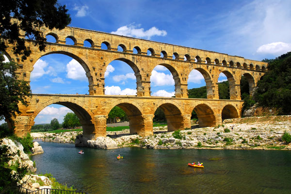 Pont du Gard, un acueducto romano en la Provenza 11