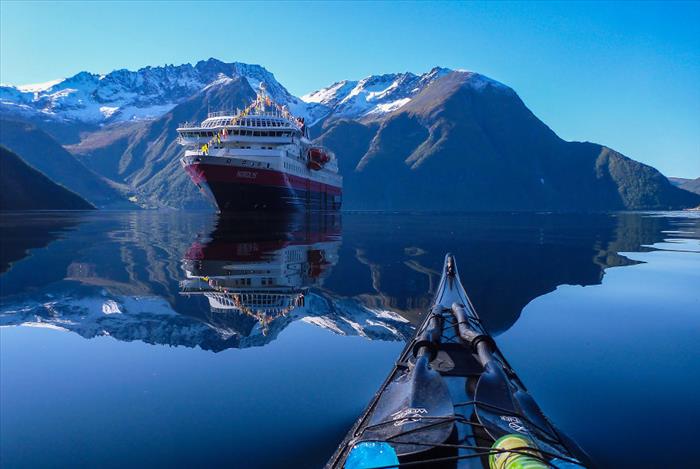 Los Fiordos Noruegos Desde un Kayak 14