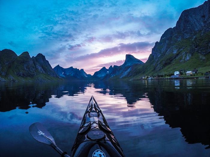 Los Fiordos Noruegos Desde un Kayak 15