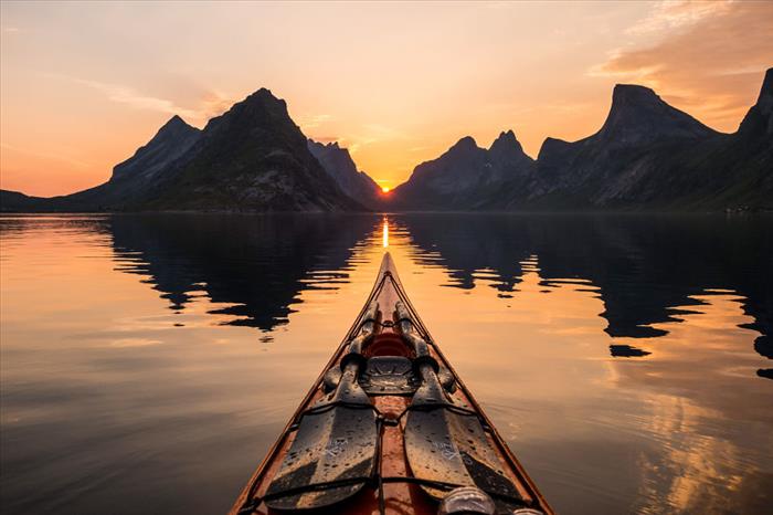Los Fiordos Noruegos Desde un Kayak 11