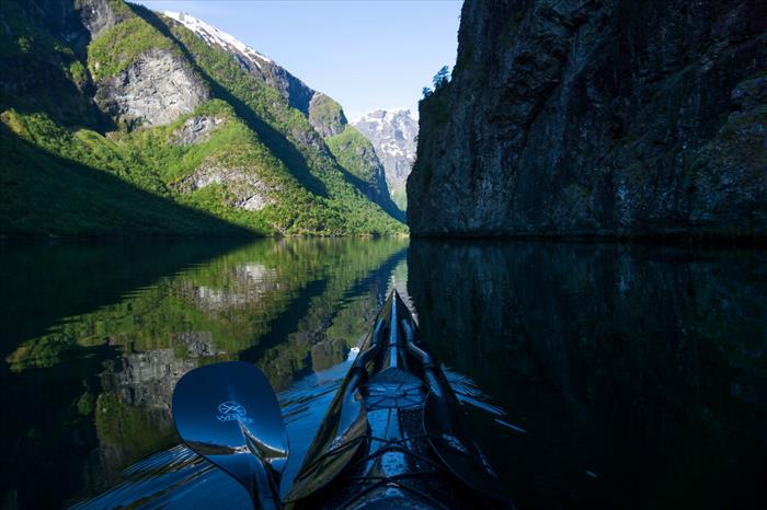 Los Fiordos Noruegos Desde un Kayak 18