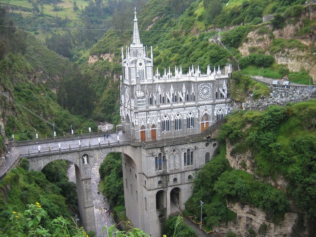 Santuario de Las Lajas: imponente patrimonio religioso de Colombia 18