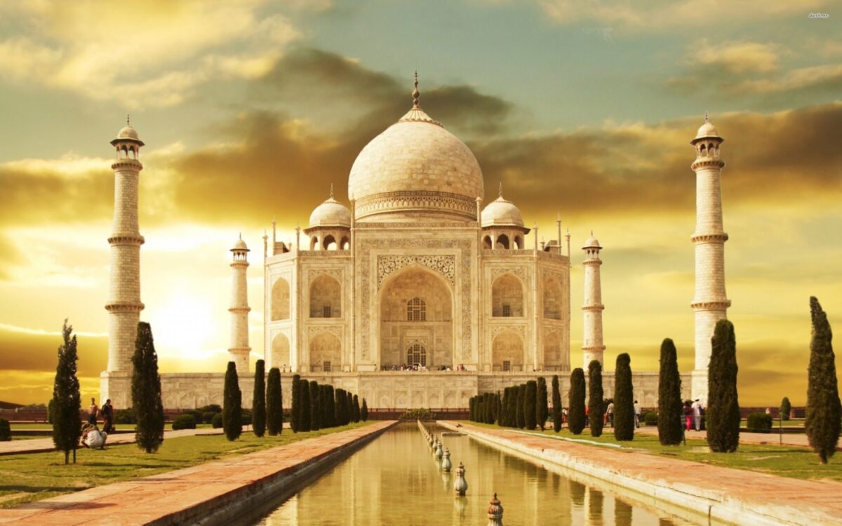 atardecer en el taj mahal.