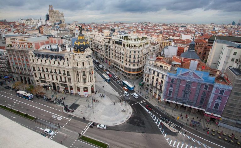 Madrid inaugura gran via