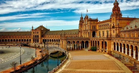 Pueblos de España buscan parejas y familias: trabajo y viviendas baratas 5