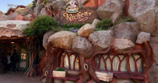 Disneyland Japón: historia y atractivos del parque de Mickey en Tokyo 29