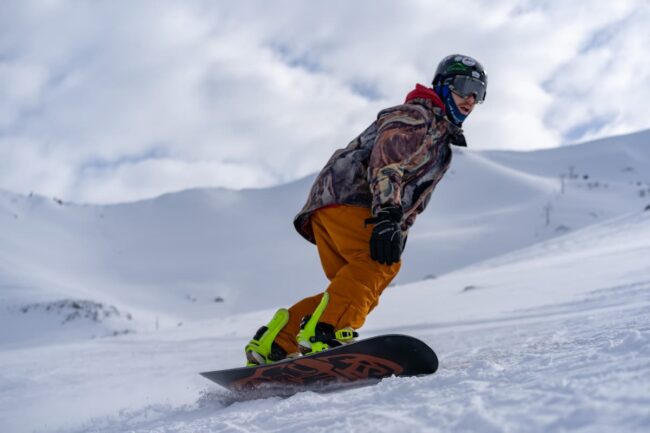 Snowboard en Esquel: la aventura de surfear la nieve patagónica 4