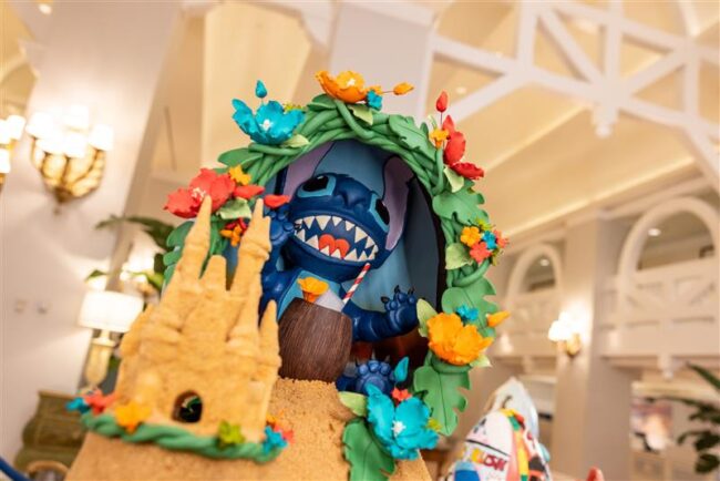 Huevos de Pascua artesanales sorprenden a los visitantes en los hoteles de Disney 2